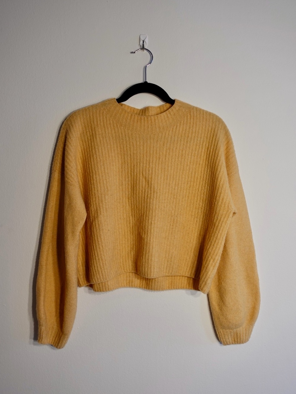 Cropped Crewneck Sweater in Warm Mustard